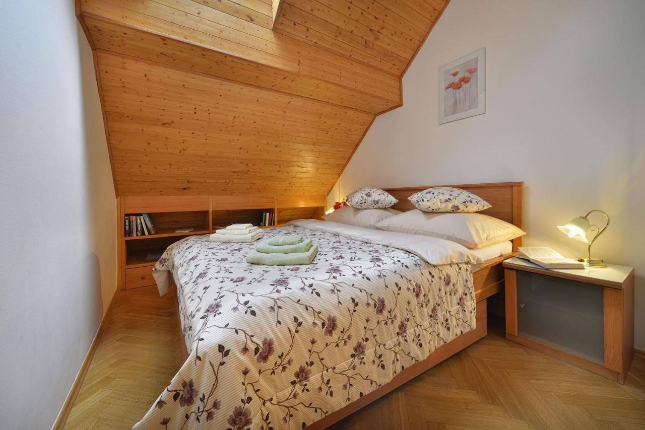 Old Town Apartments Tyn Prague Ngoại thất bức ảnh